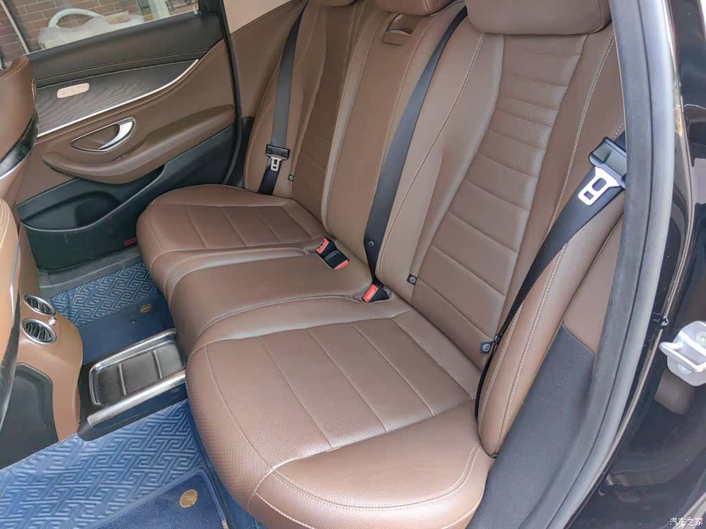 Mercedes-Benz E-Class, 2019 15