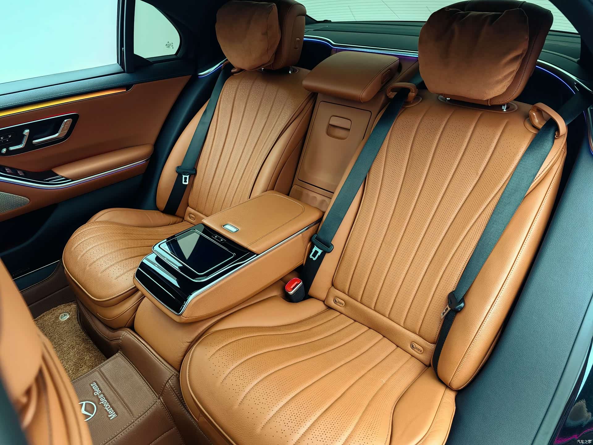 Mercedes-Benz S-Class, 2022 14