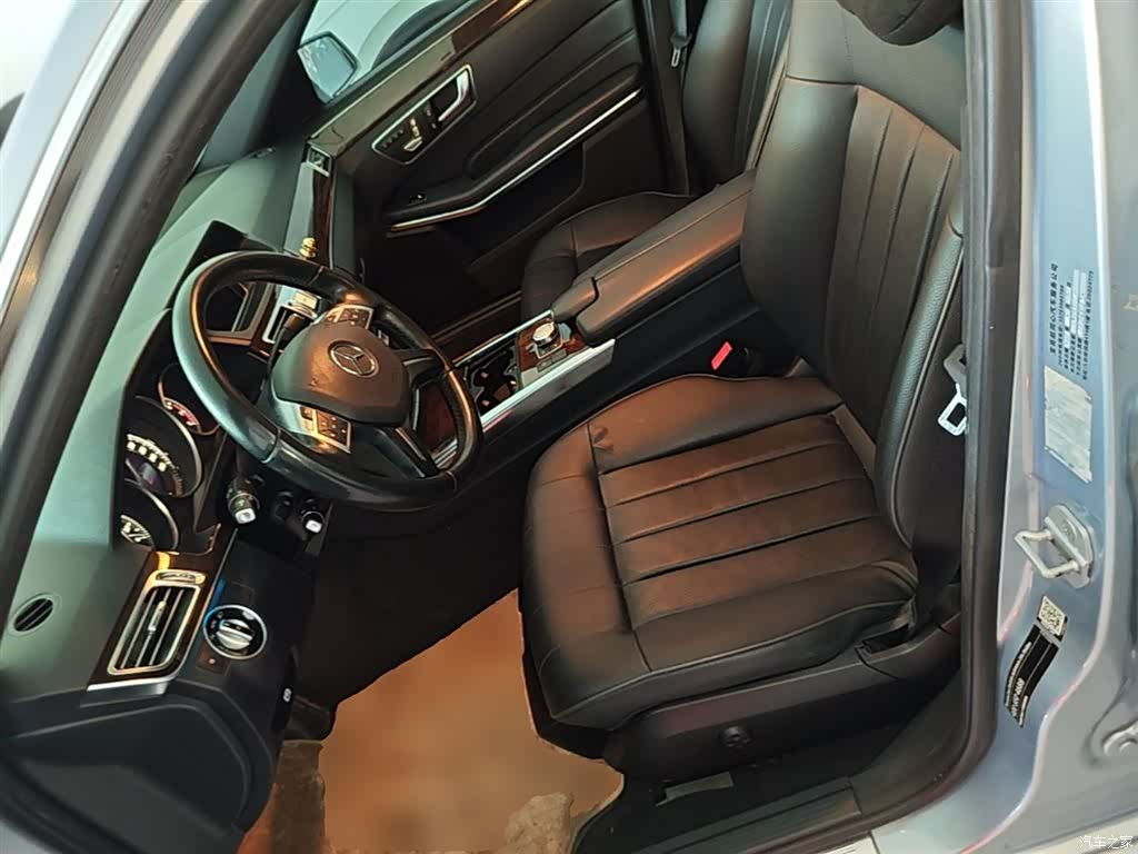 Mercedes-Benz E-Class, 2015 15