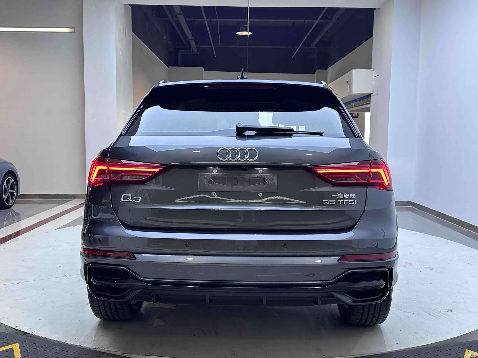 Audi Q3, 2022 6