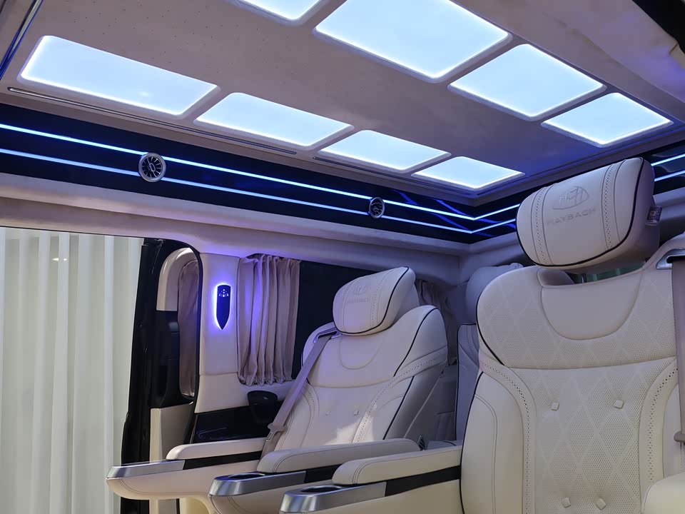 Mercedes-Benz V-class