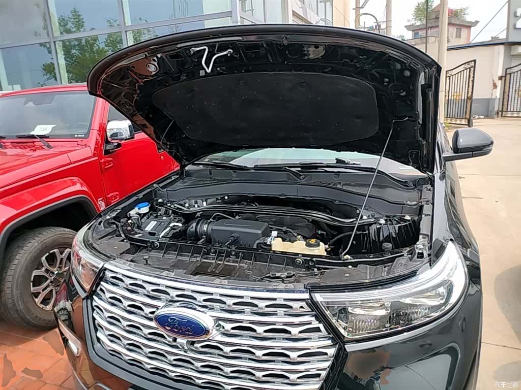 Ford Explorer, 2022 20