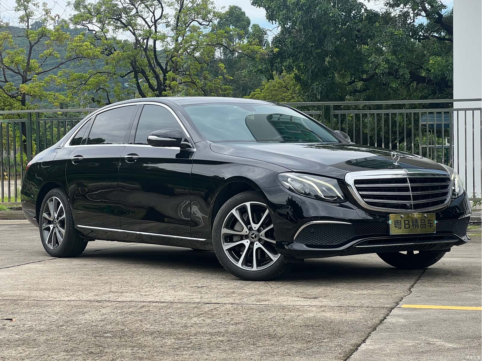 Mercedes-Benz E-Class, 2018 3