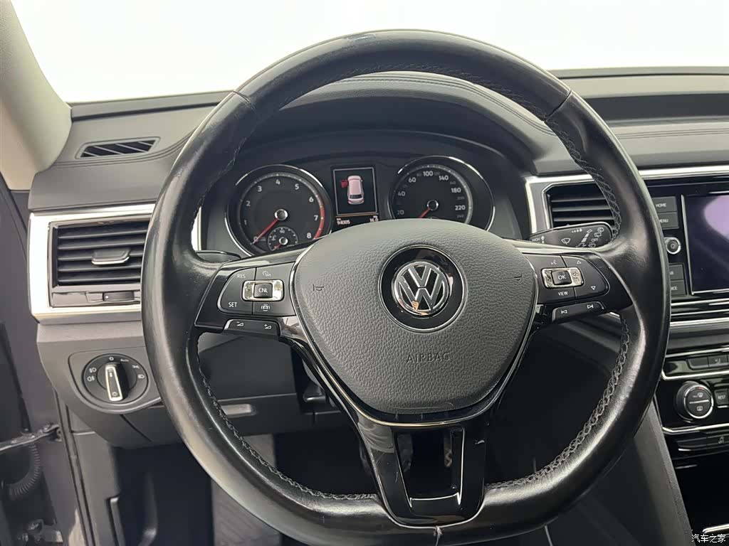 Volkswagen Teramont, 2019 10