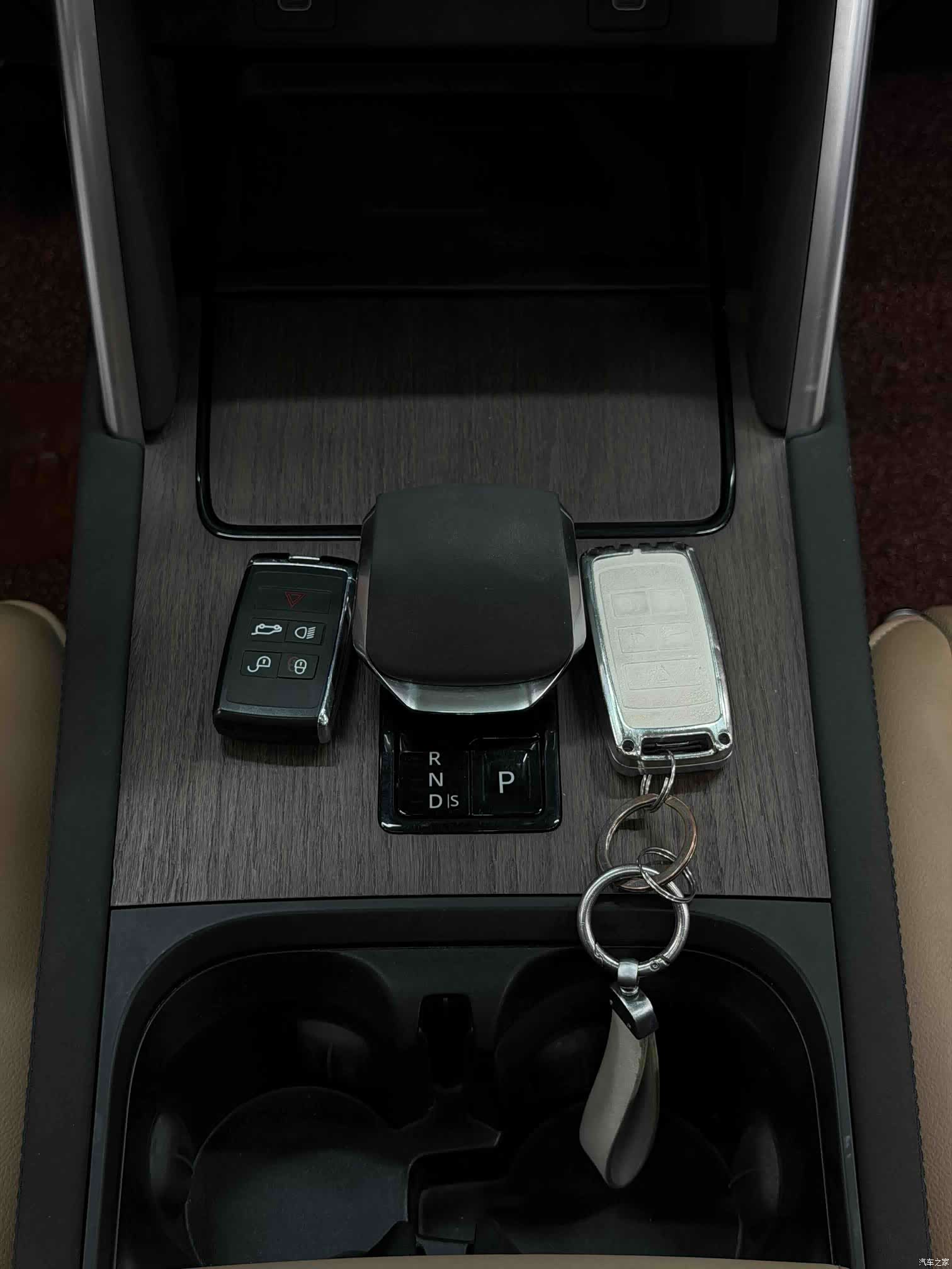 Land Rover Discovery, 2024 12