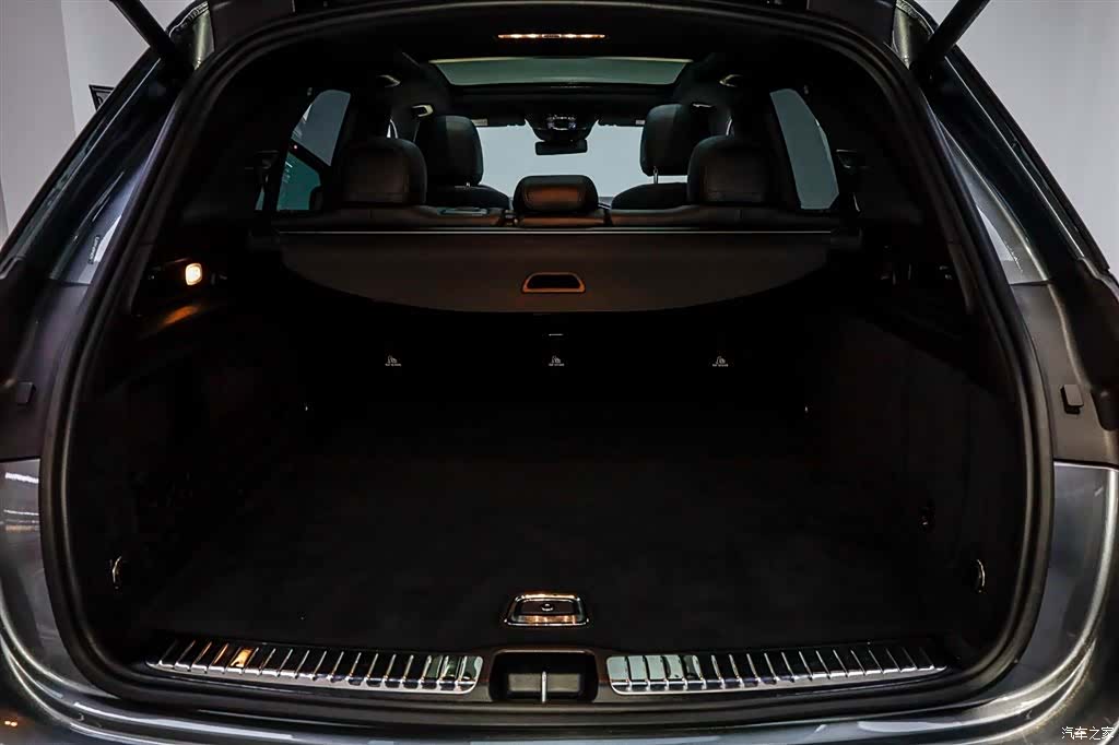 Mercedes-Benz GLE, 2019 6