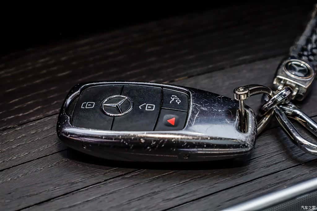 Mercedes-Benz GLE, 2019 22