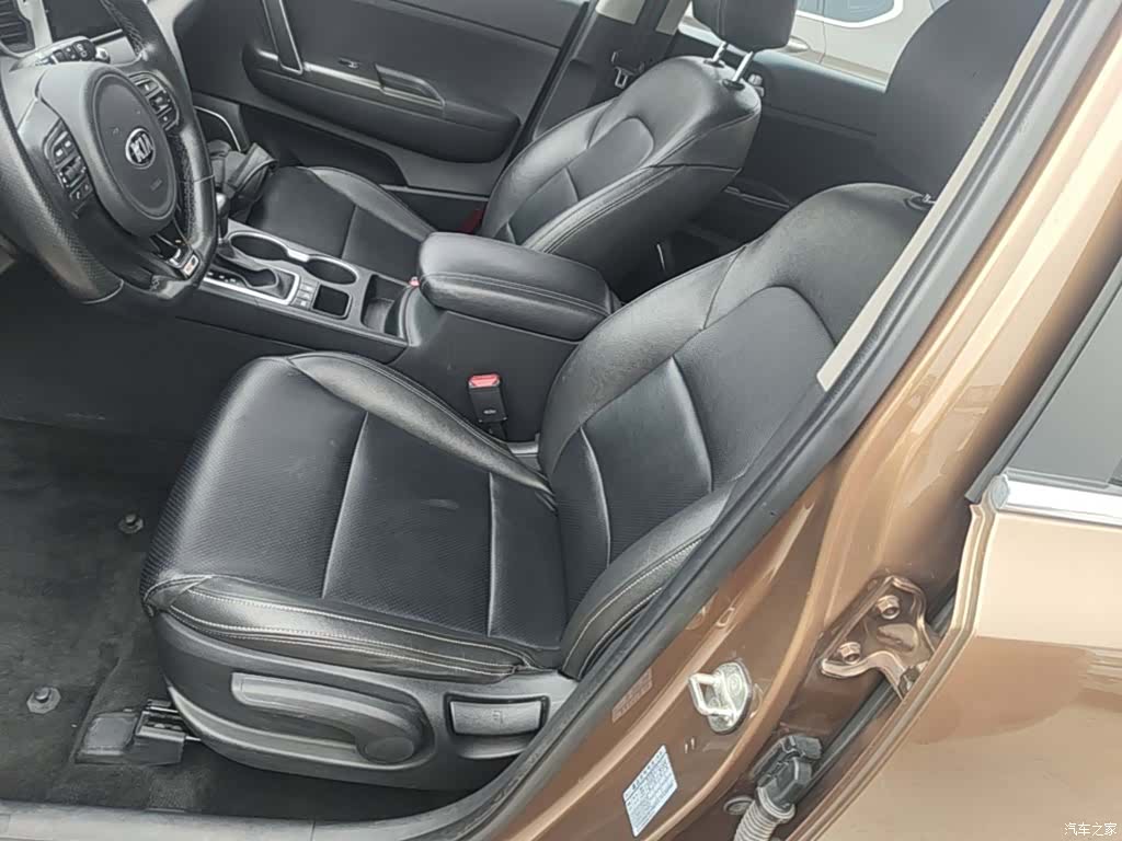 Kia KX5, 2016 15