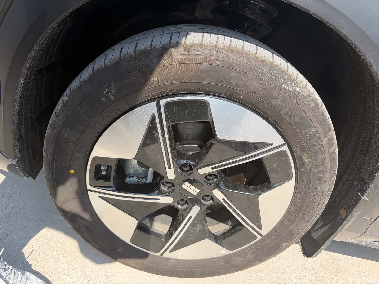 Geely Galaxy E5, 2025 4