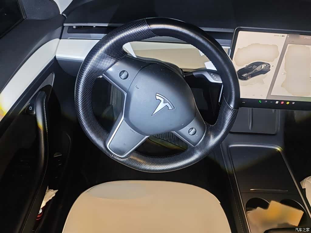 Tesla Model 3, 2022 3