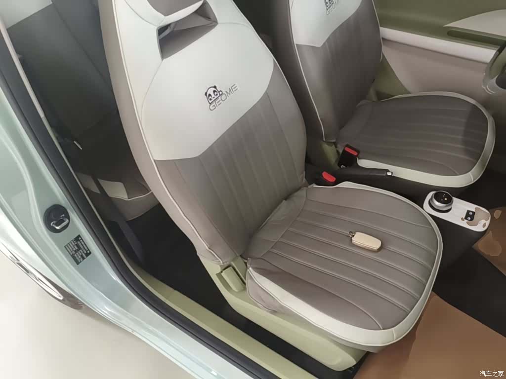 Geely Panda, 2025 25