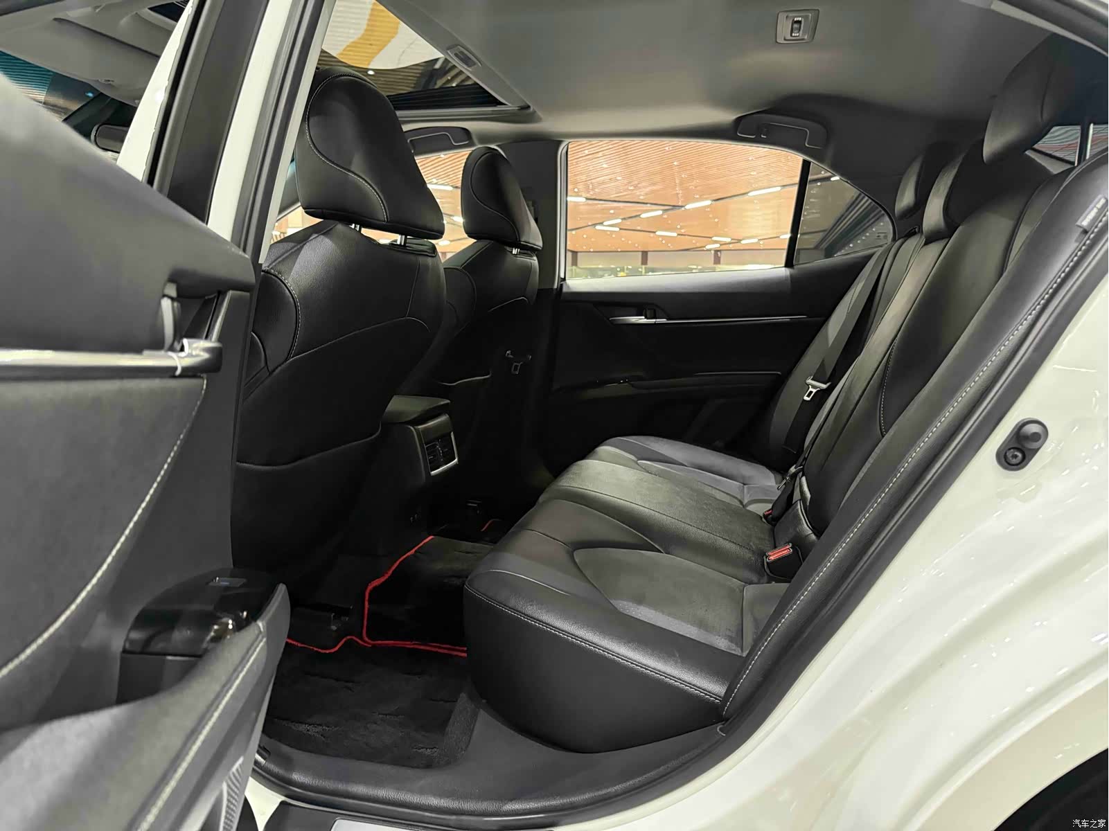 Toyota Camry, 2023 14
