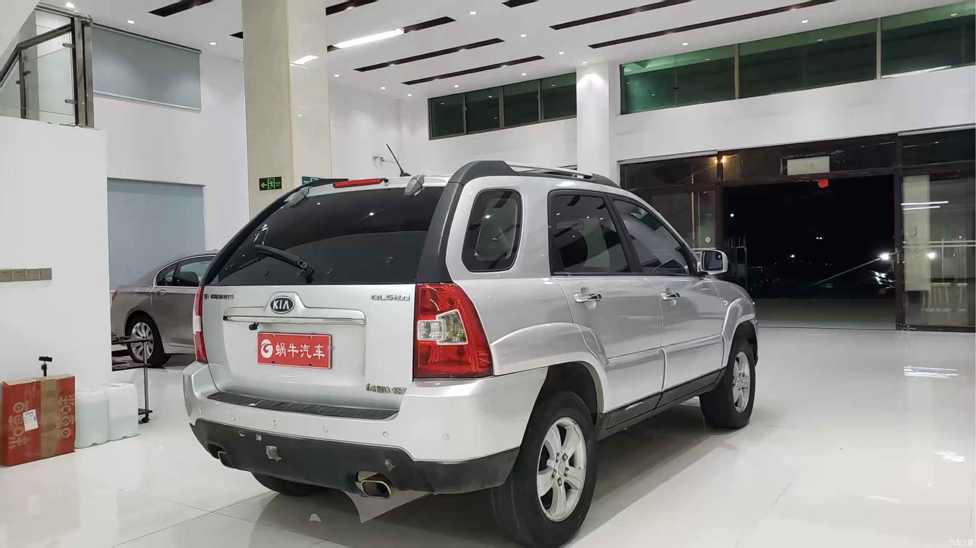 Kia GLS, 2008 9