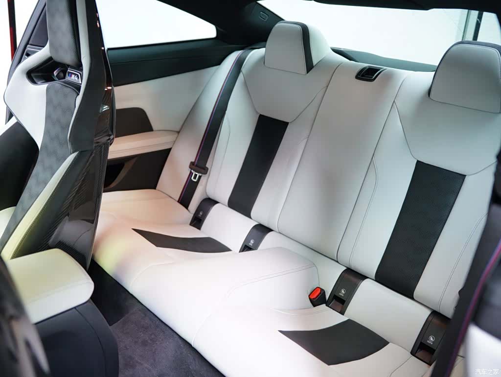 BMW M4, 2023 39