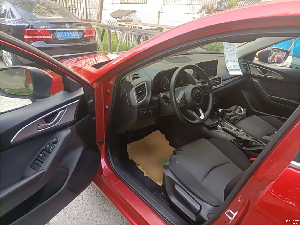 Mazda Mazda3, 2018 16