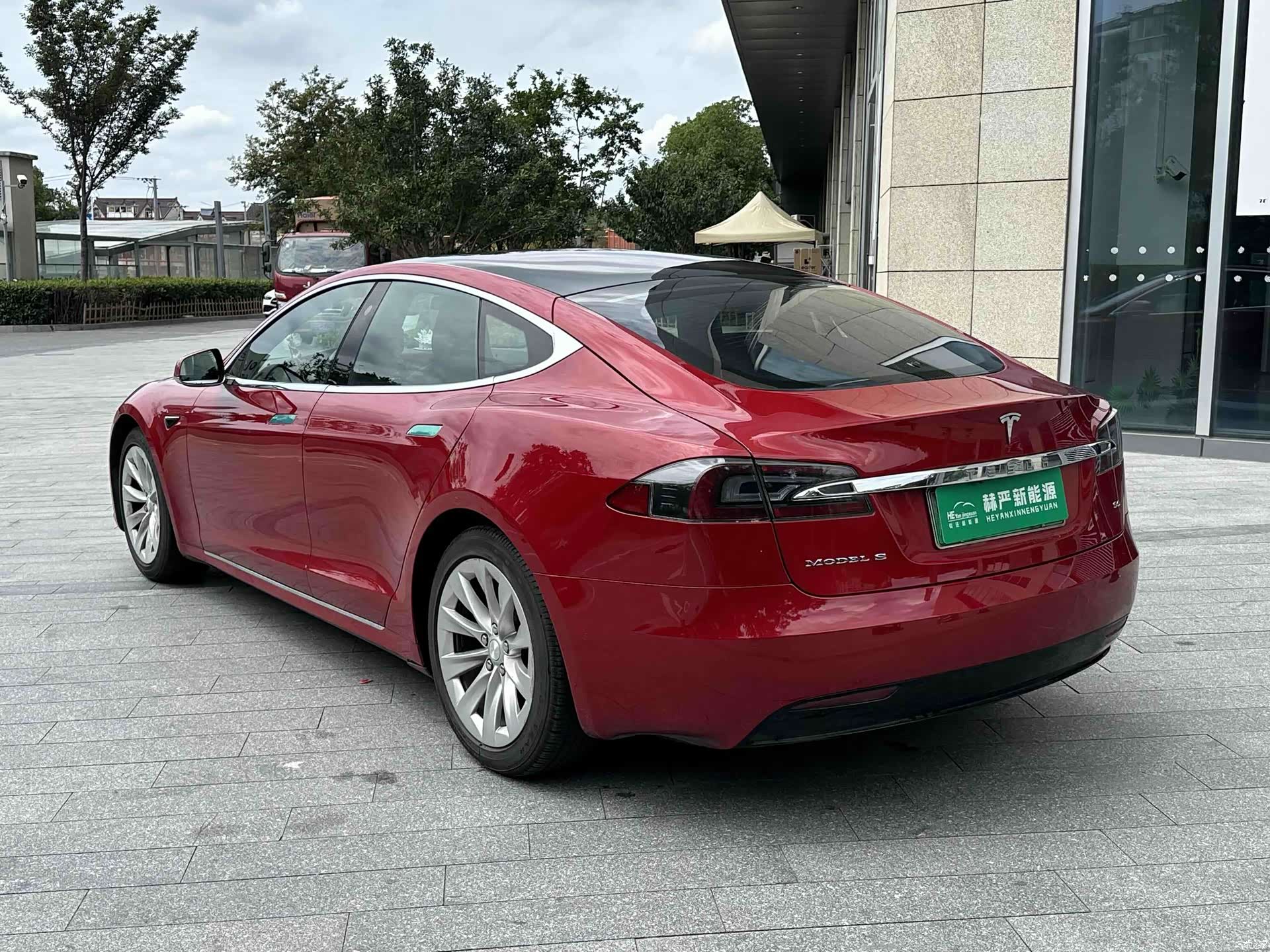 Tesla Model S, 2018 7