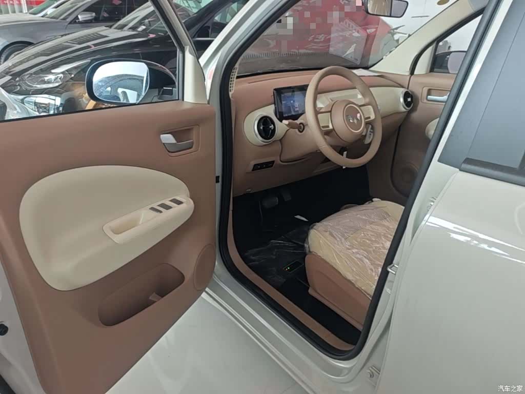 Wuling MINIEV, 2026 16