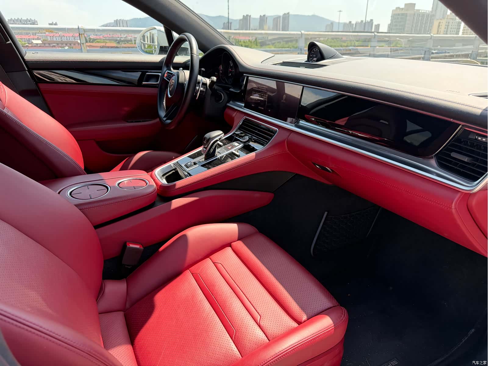 Porsche Panamera, 2023 12