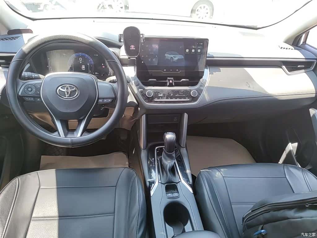 Toyota Frontlander, 2023 10