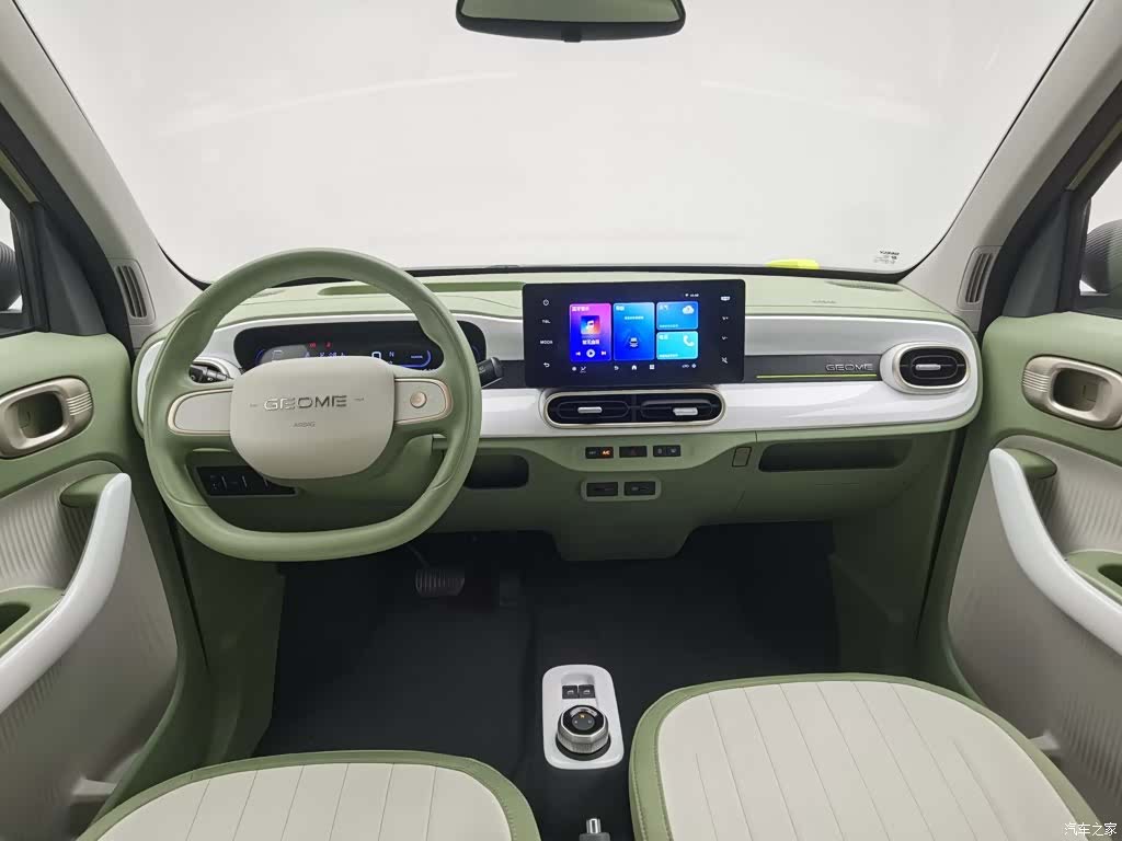 Geely Panda, 2025 все фото
