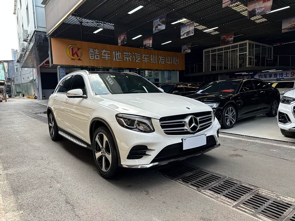Mercedes-Benz GLC Mercedes-Benz GLC