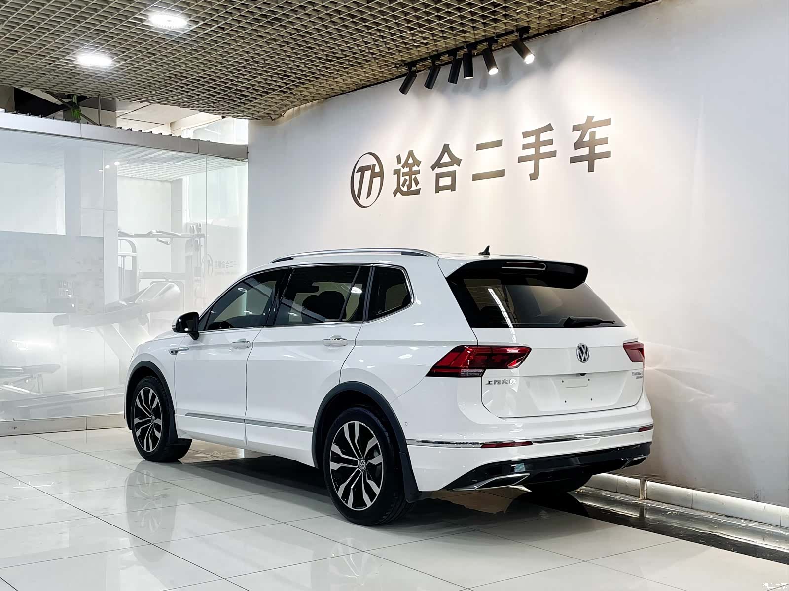 Volkswagen Tiguan L, 2019 6
