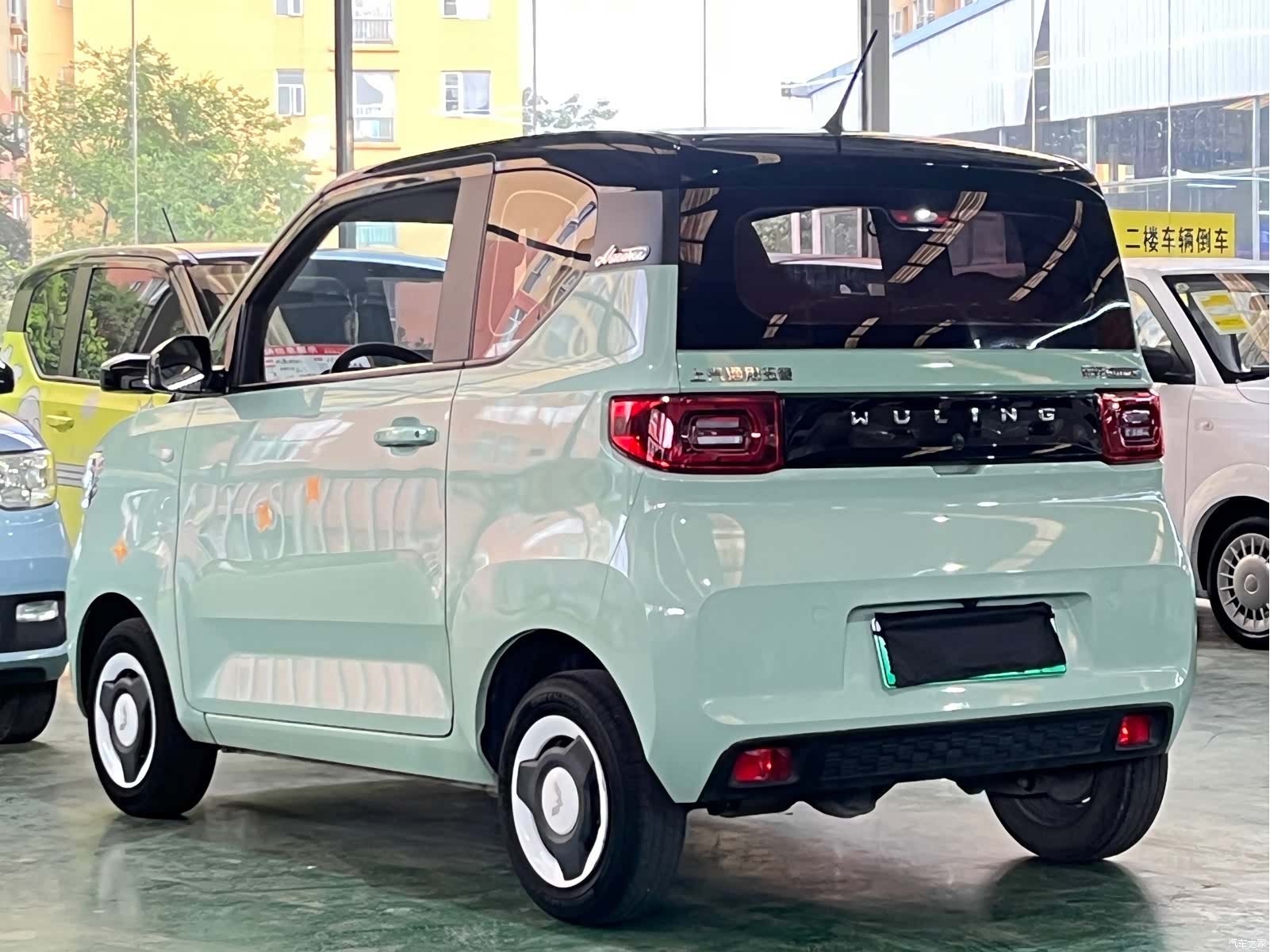 Wuling MINIEV, 2021 4
