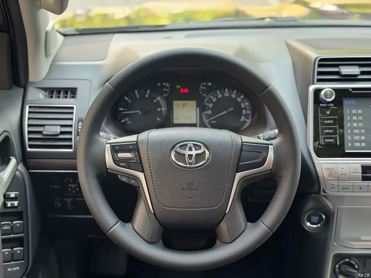 Toyota Prado, 2019 3
