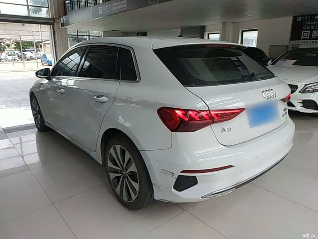 Audi A3, 2022 все фото