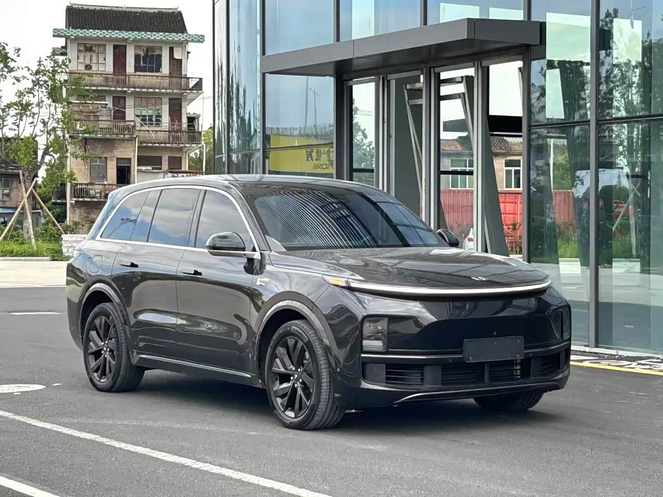 Li Auto Ideal L8