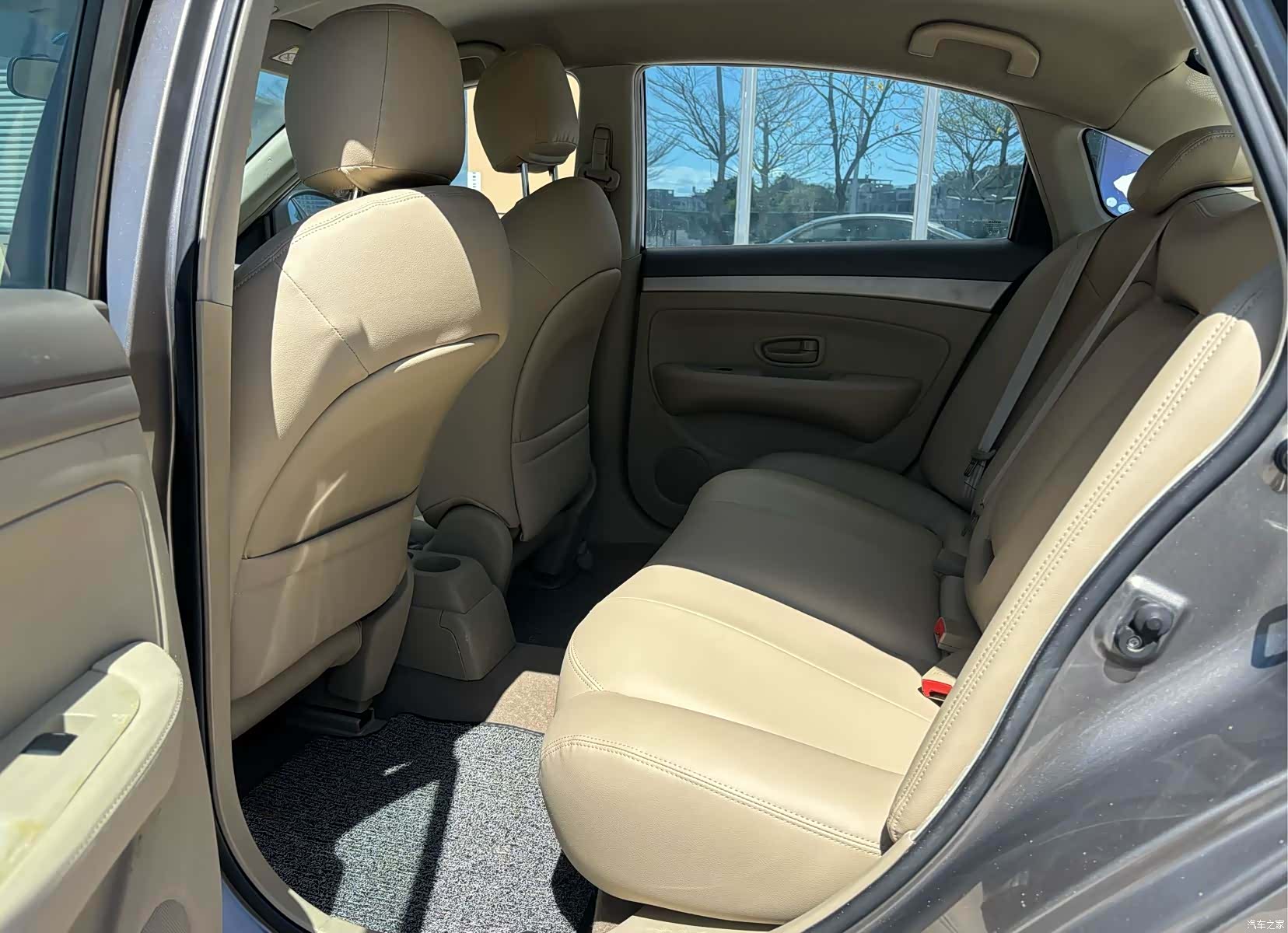 Nissan Sylphy, 2016 все фото
