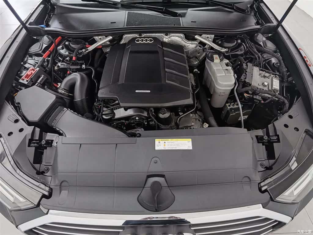 Audi A6L, 2020 6