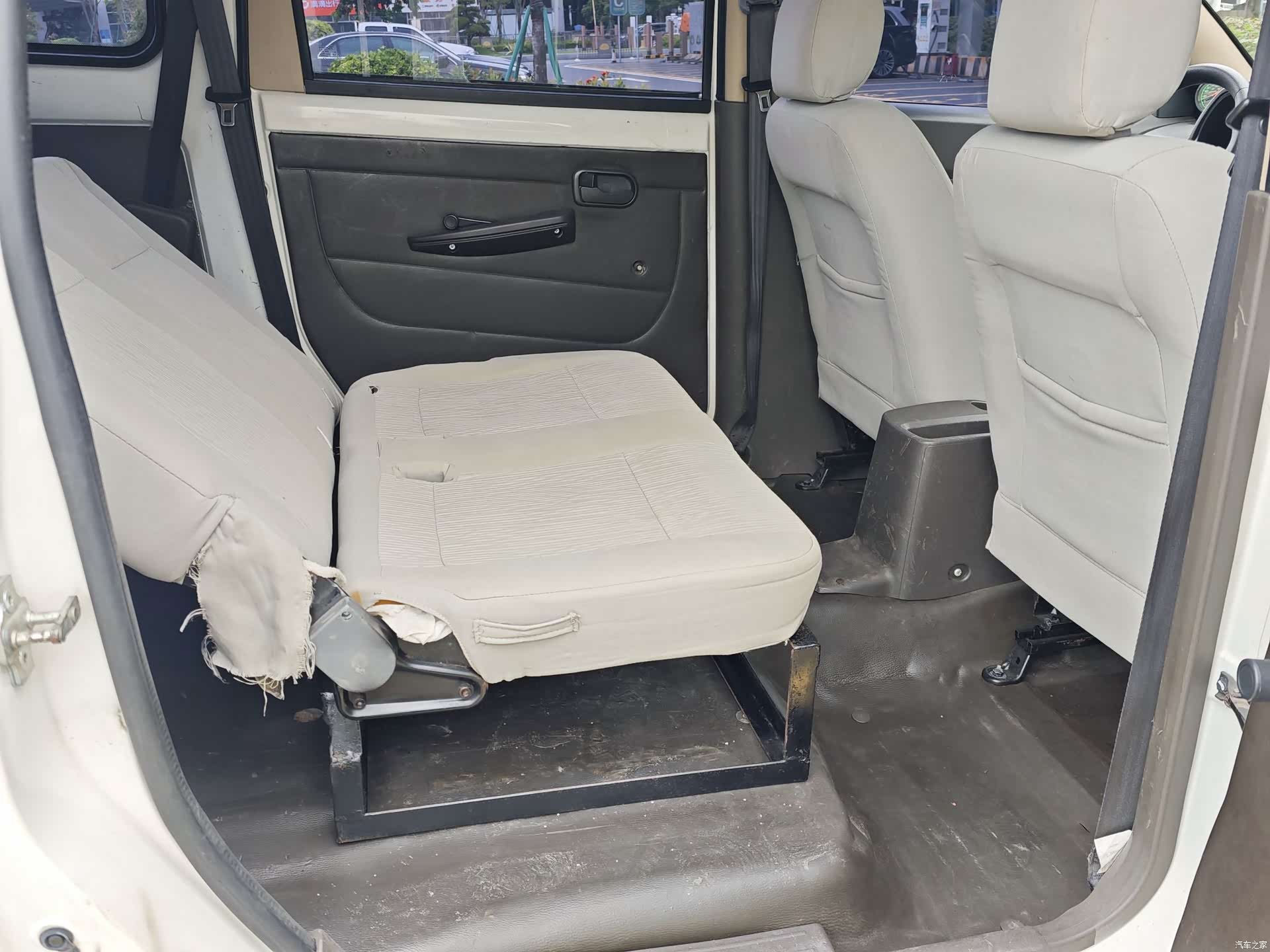 Wuling Hongguang, 2017 10