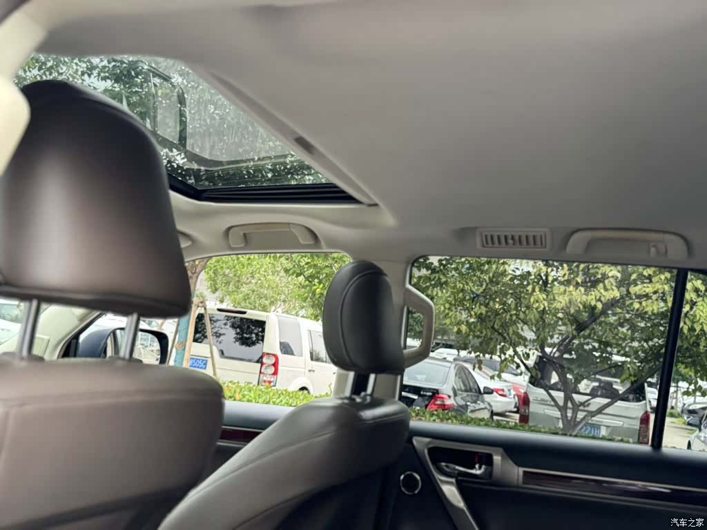Lexus GX, 2013 12