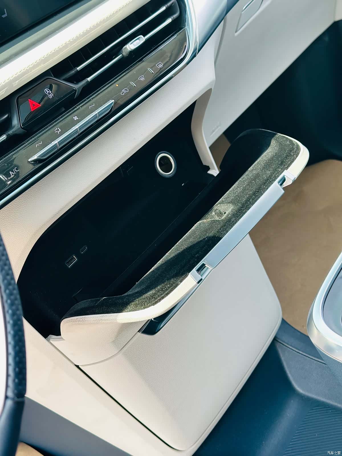 Buick Century, 2025 18