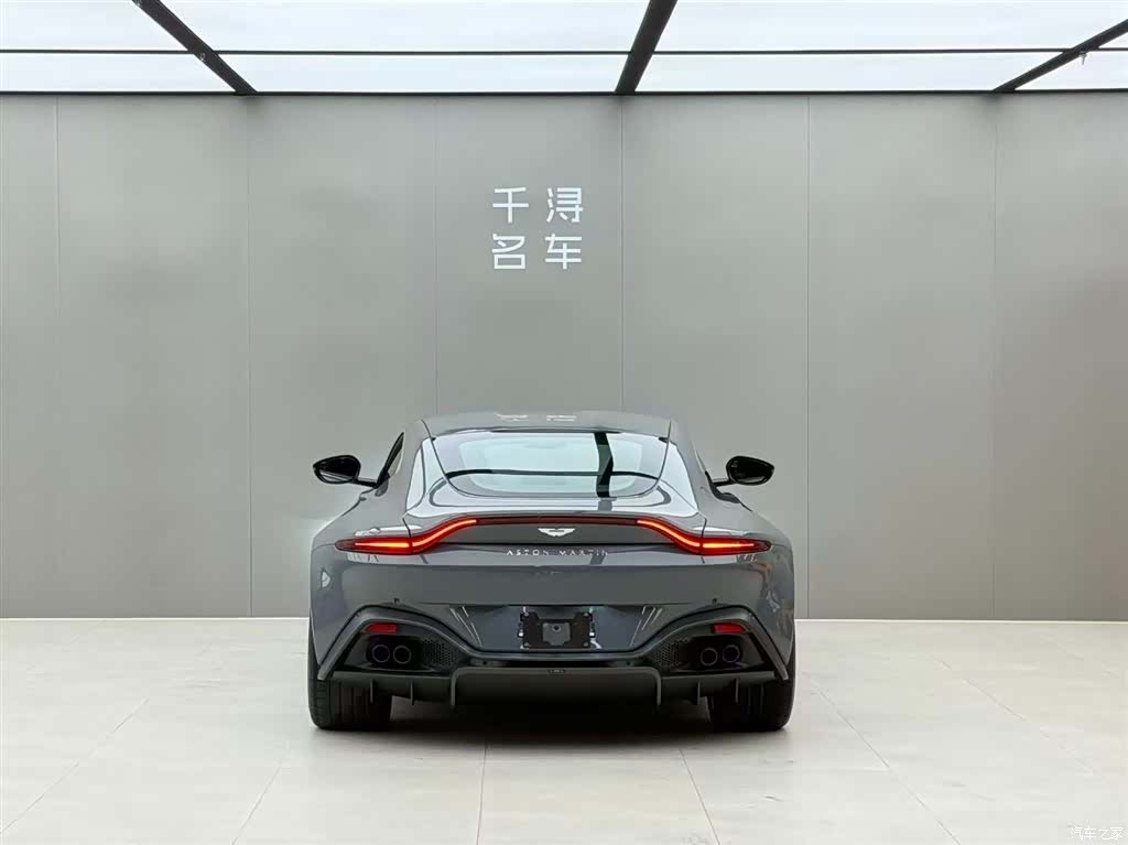 Aston Martin Vantage, 2023 14