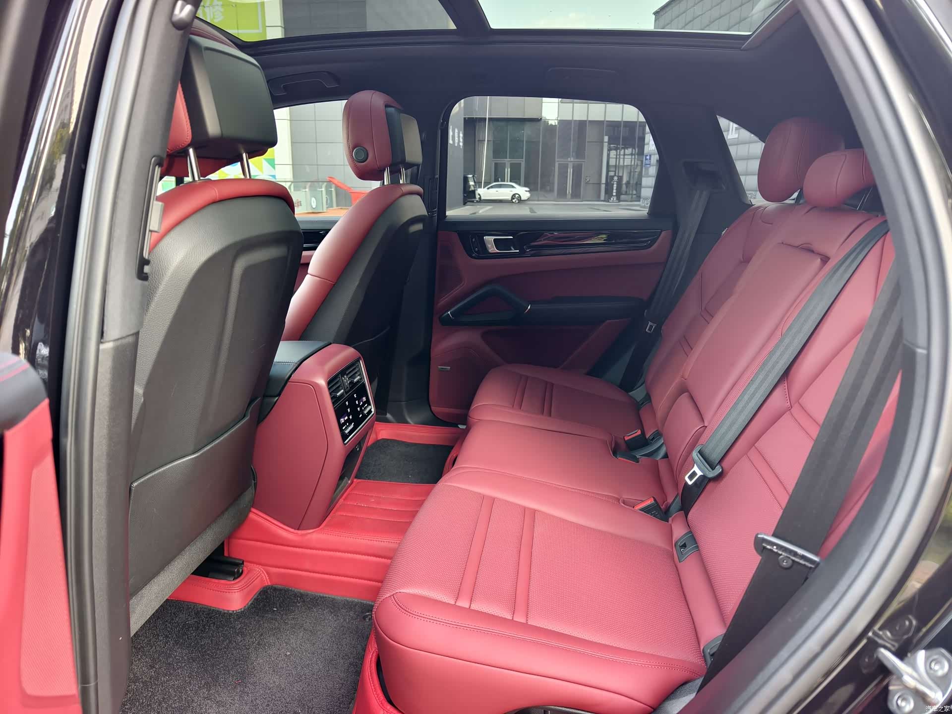 Porsche Cayenne, 2019 8