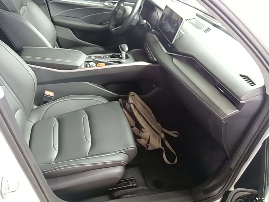 Geely Preface, 2022 25