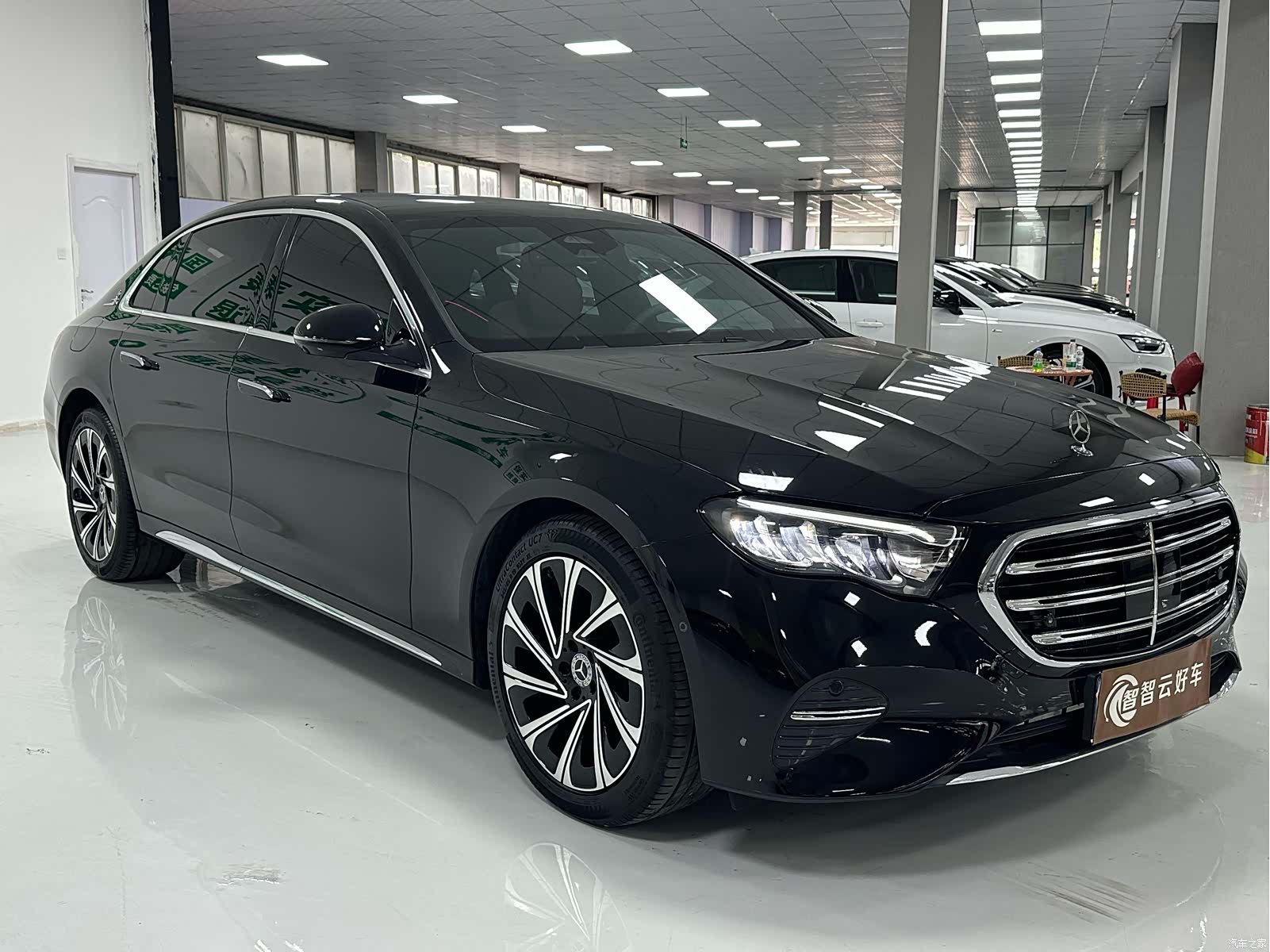 Mercedes-Benz E-Class, 2025 3