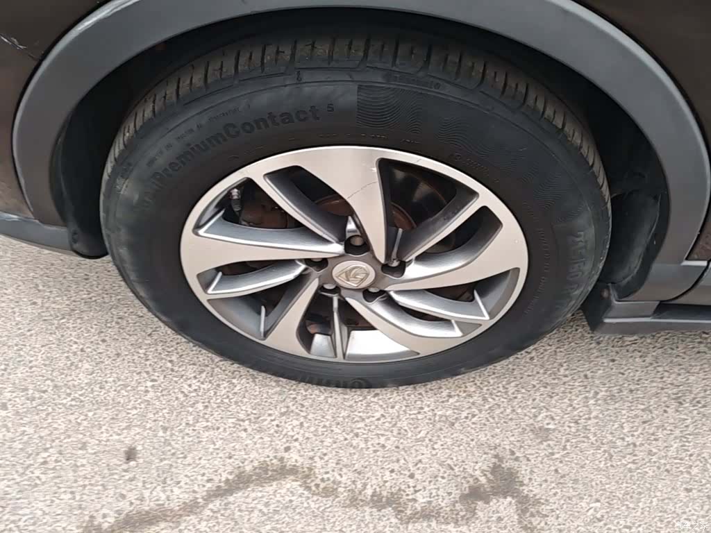 Wuling 560, 2016 23