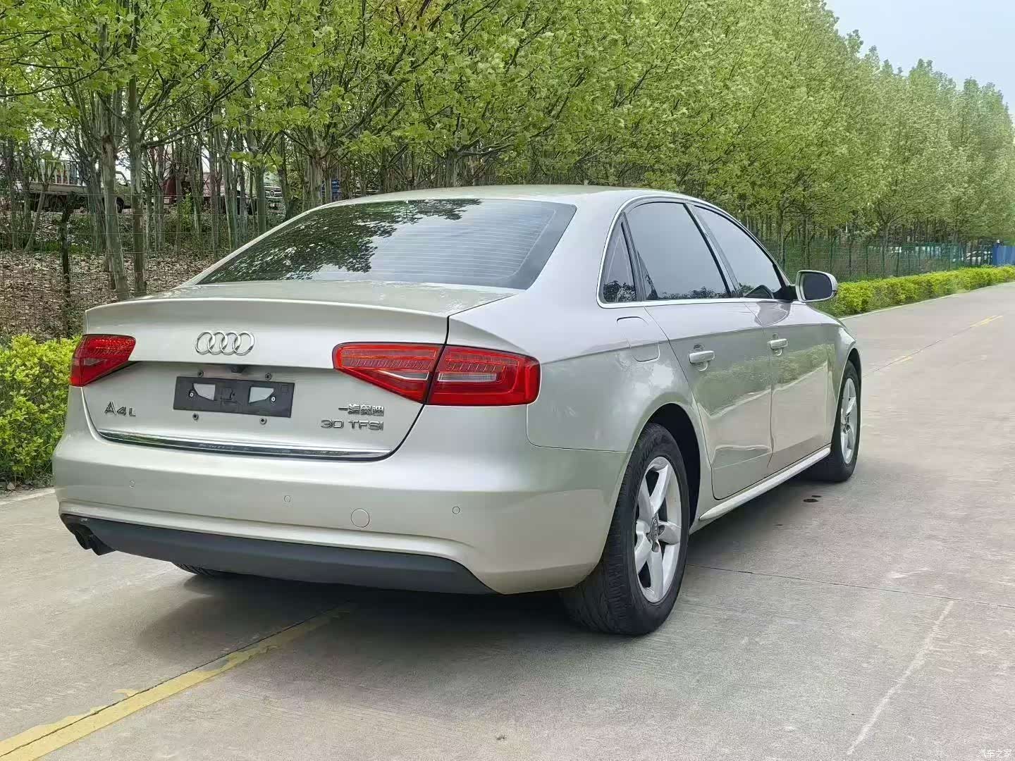 Audi A4L, 2016 4