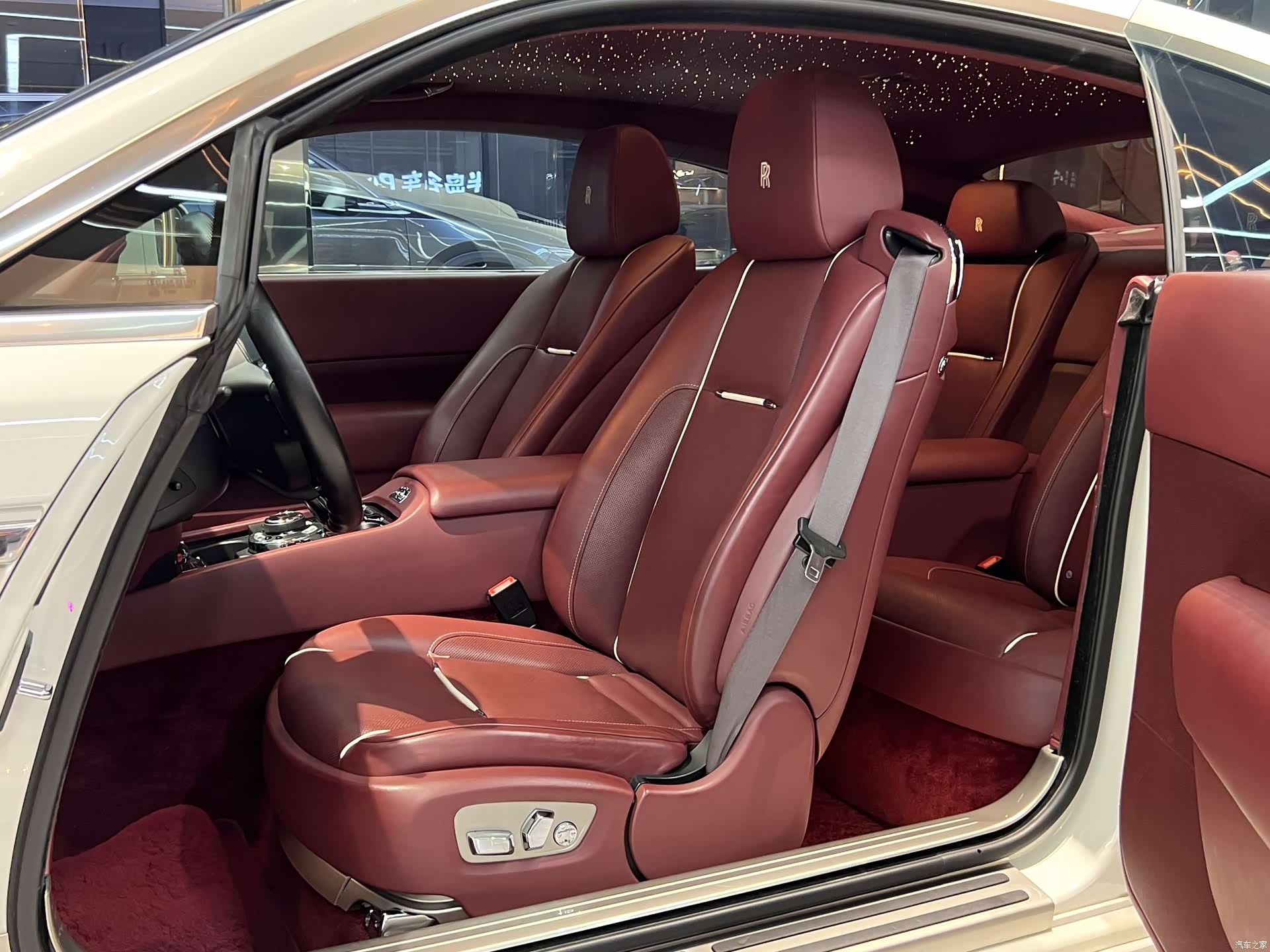 Rolls-Royce Wraith, 2017 7