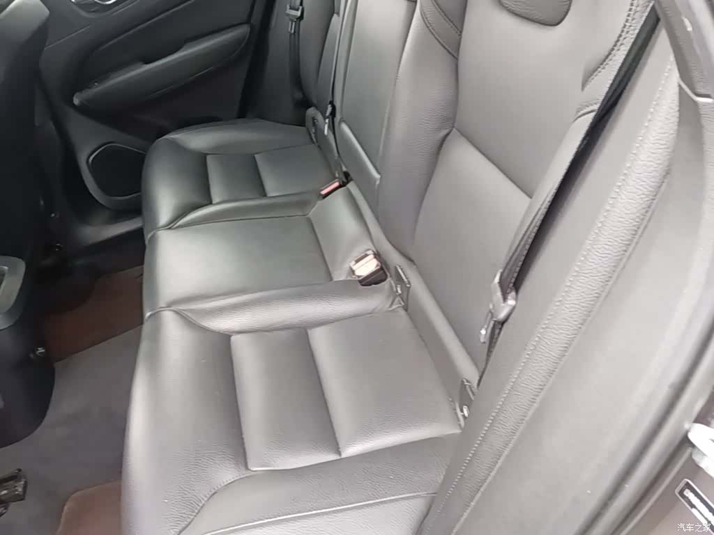 Volvo XC60, 2019 17