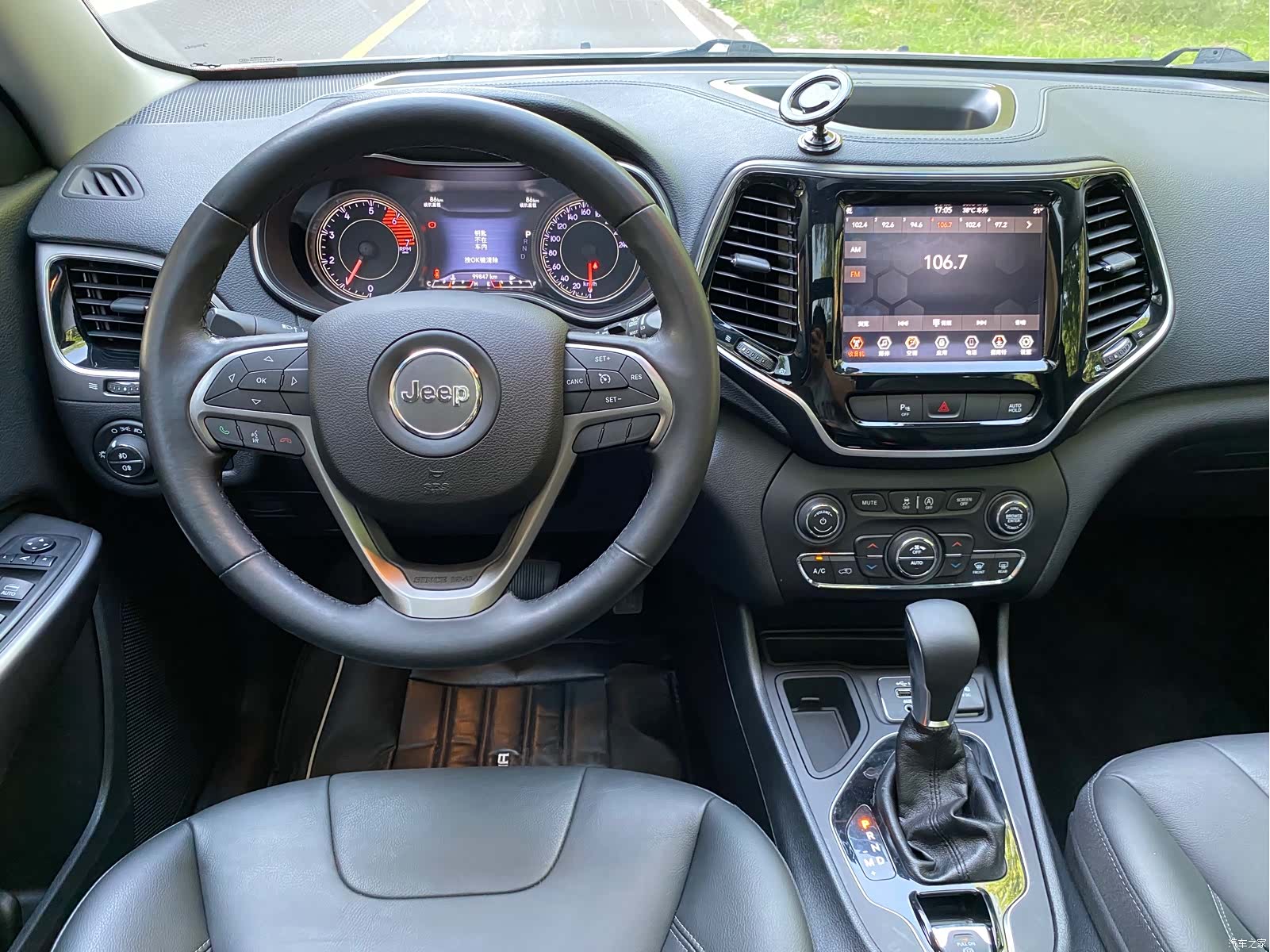 Jeep Cherokee, 2019 16