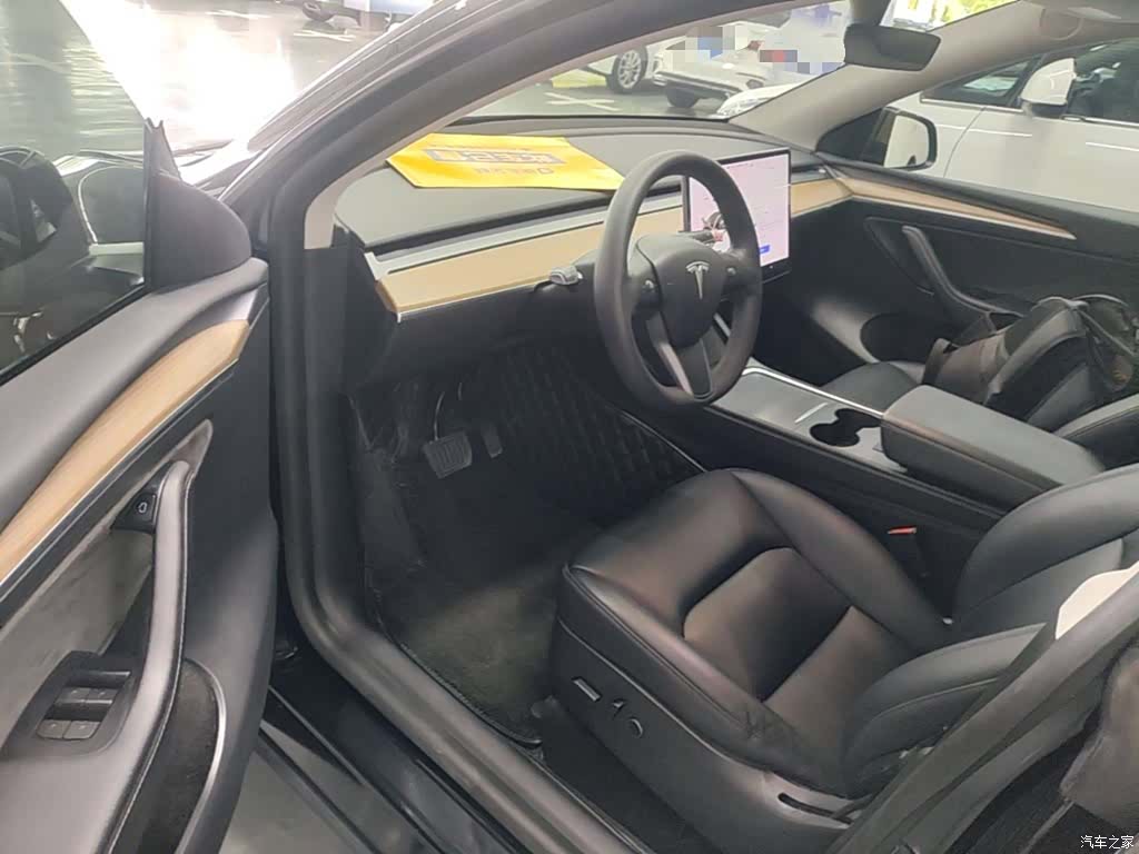 Tesla Model Y, 2021 16