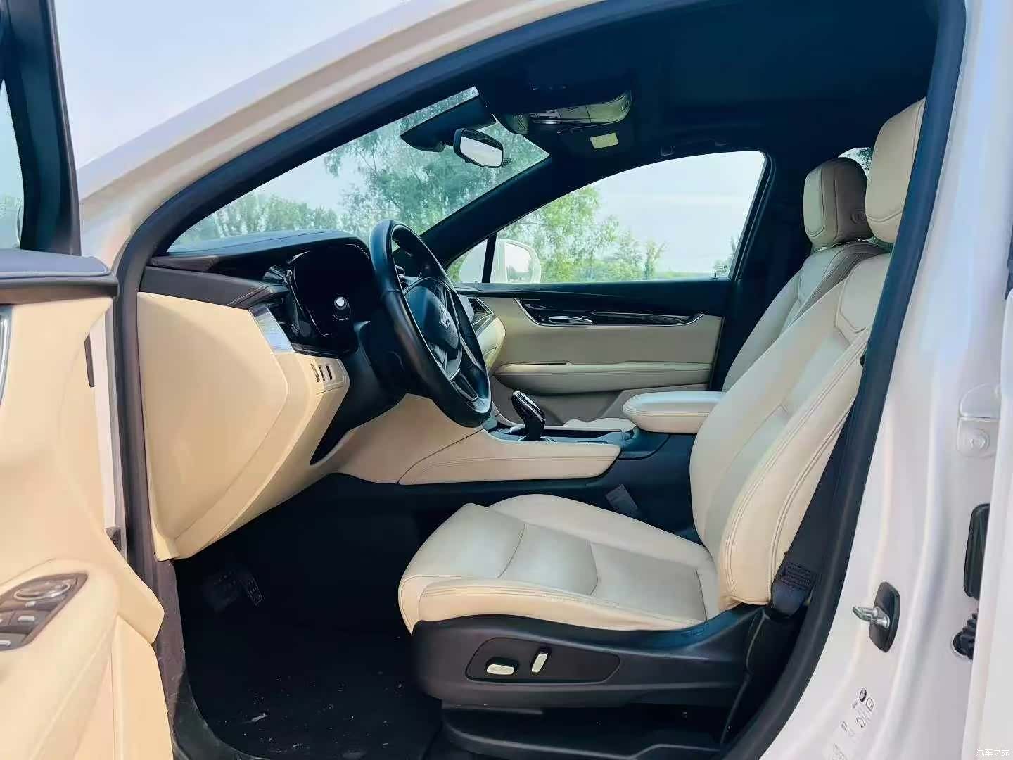 Cadillac XT5, 2016 4