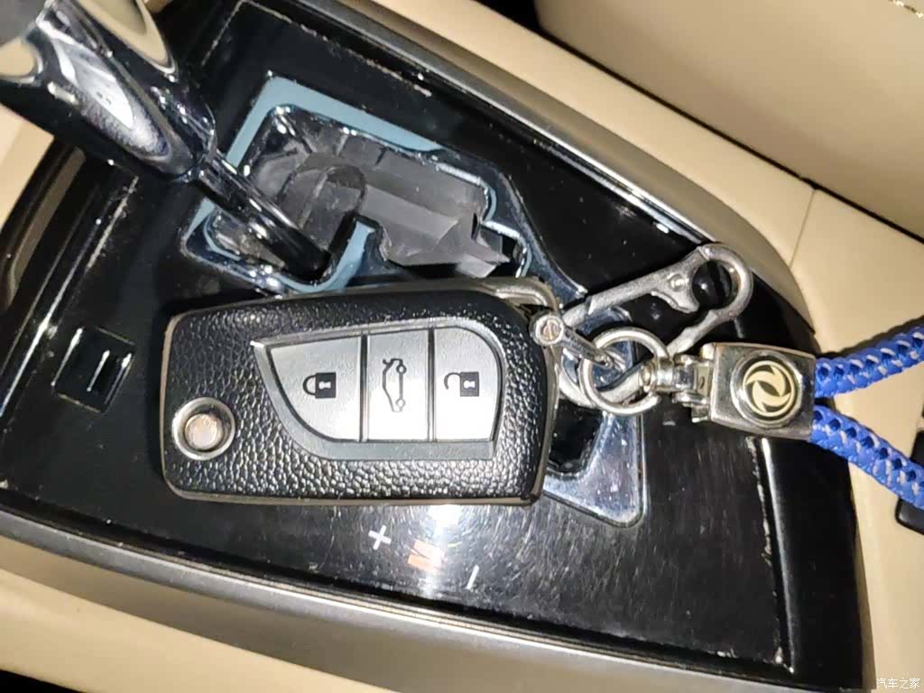 Toyota Corolla, 2016 9