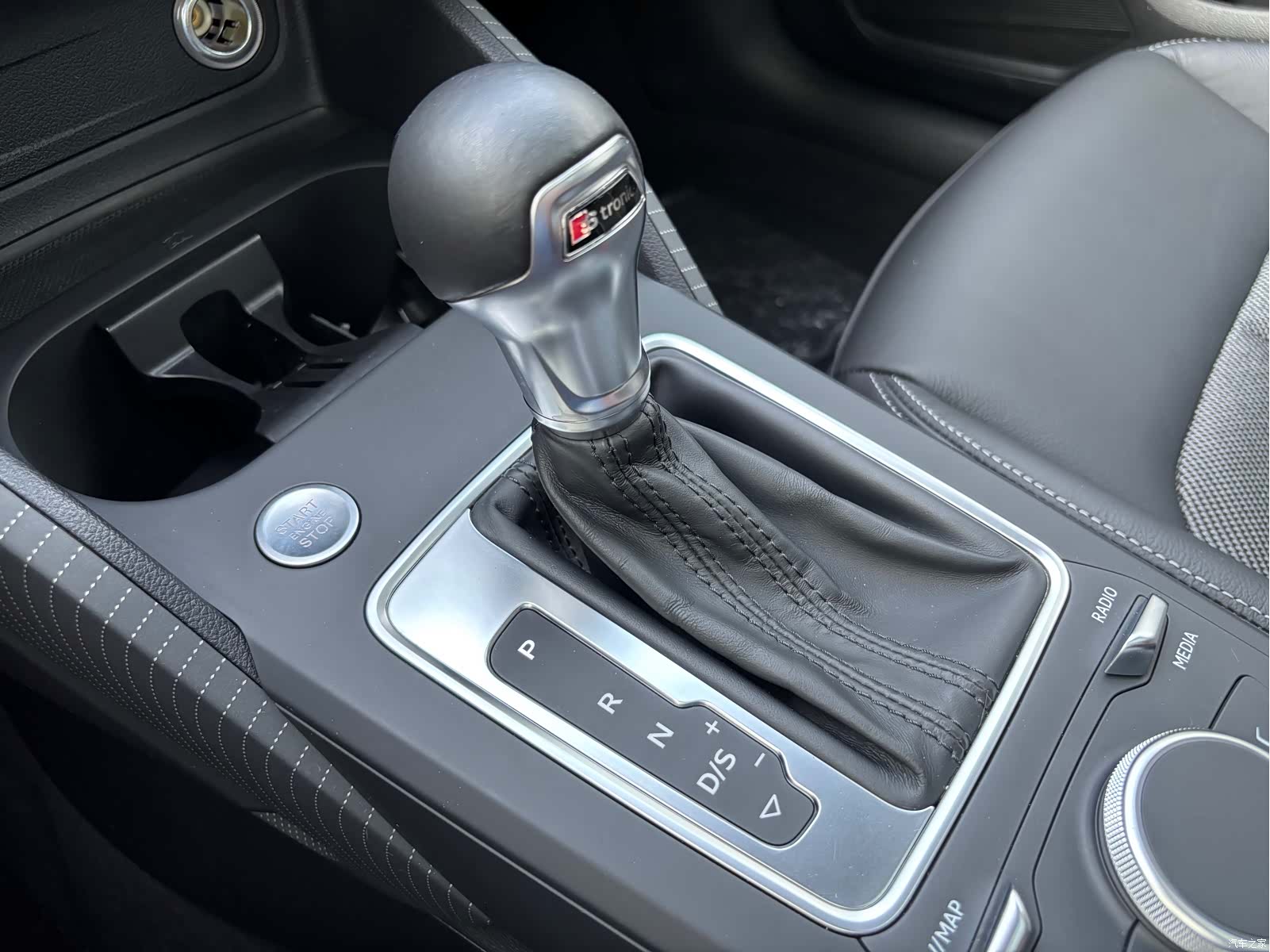 Audi Q2L, 2021 10