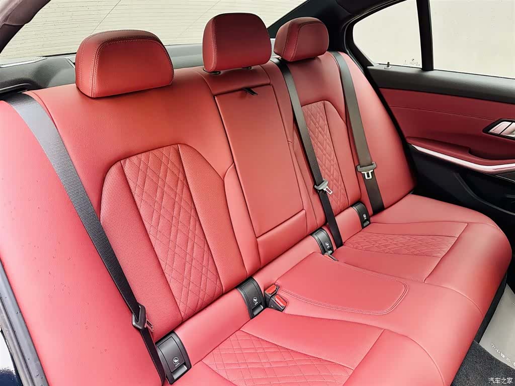 BMW 3 Series, 2024 8
