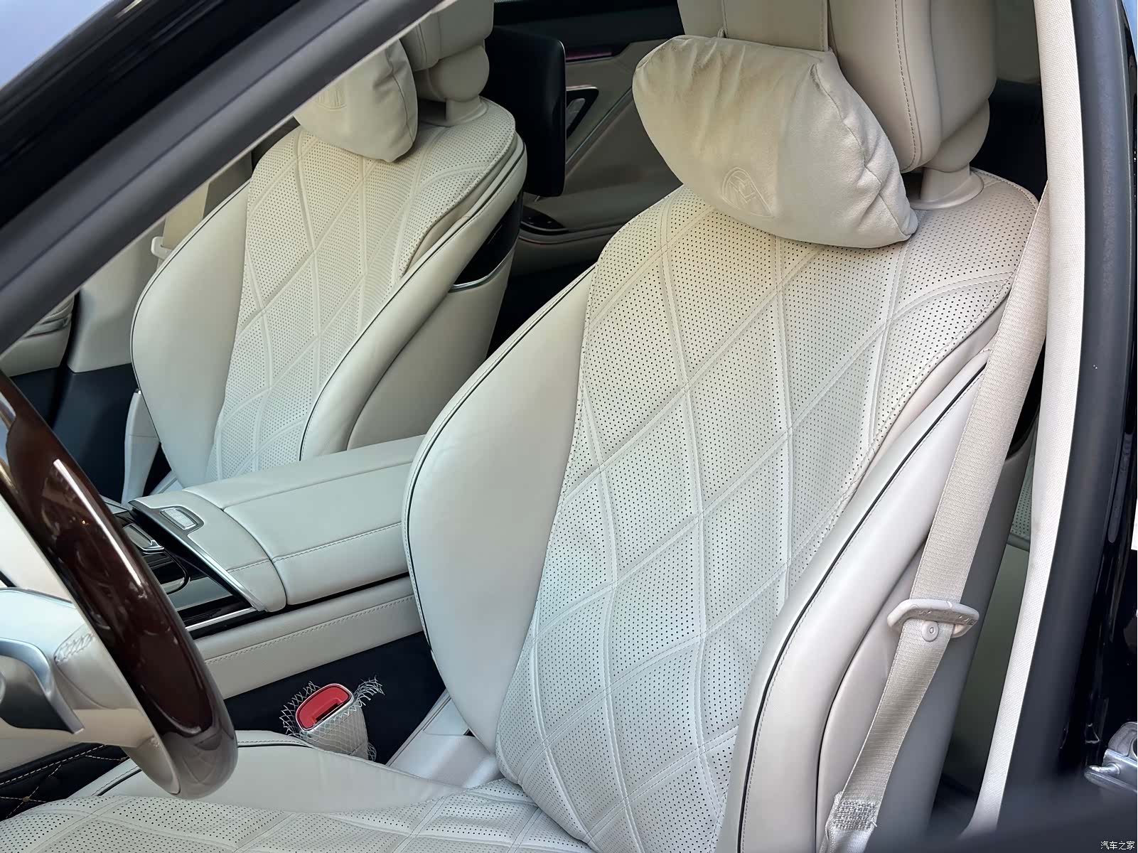 Maybach S-Class, 2021 7